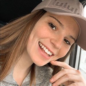 Meet your Posher, Sara